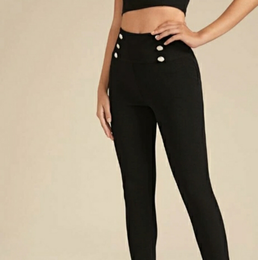 Button Front Leggings - Picture 4 of 4